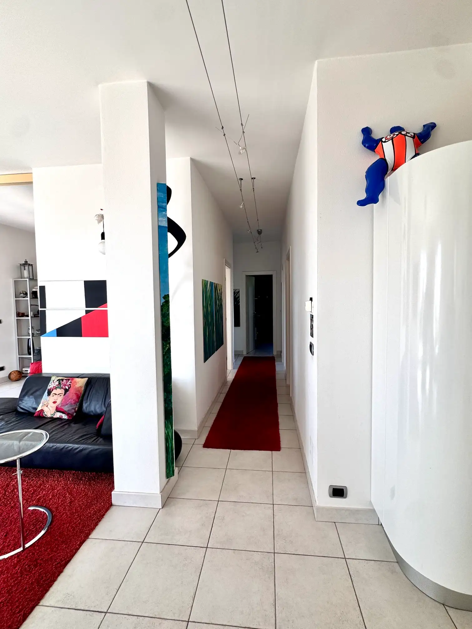 Dreamviews: Villa with two residential units