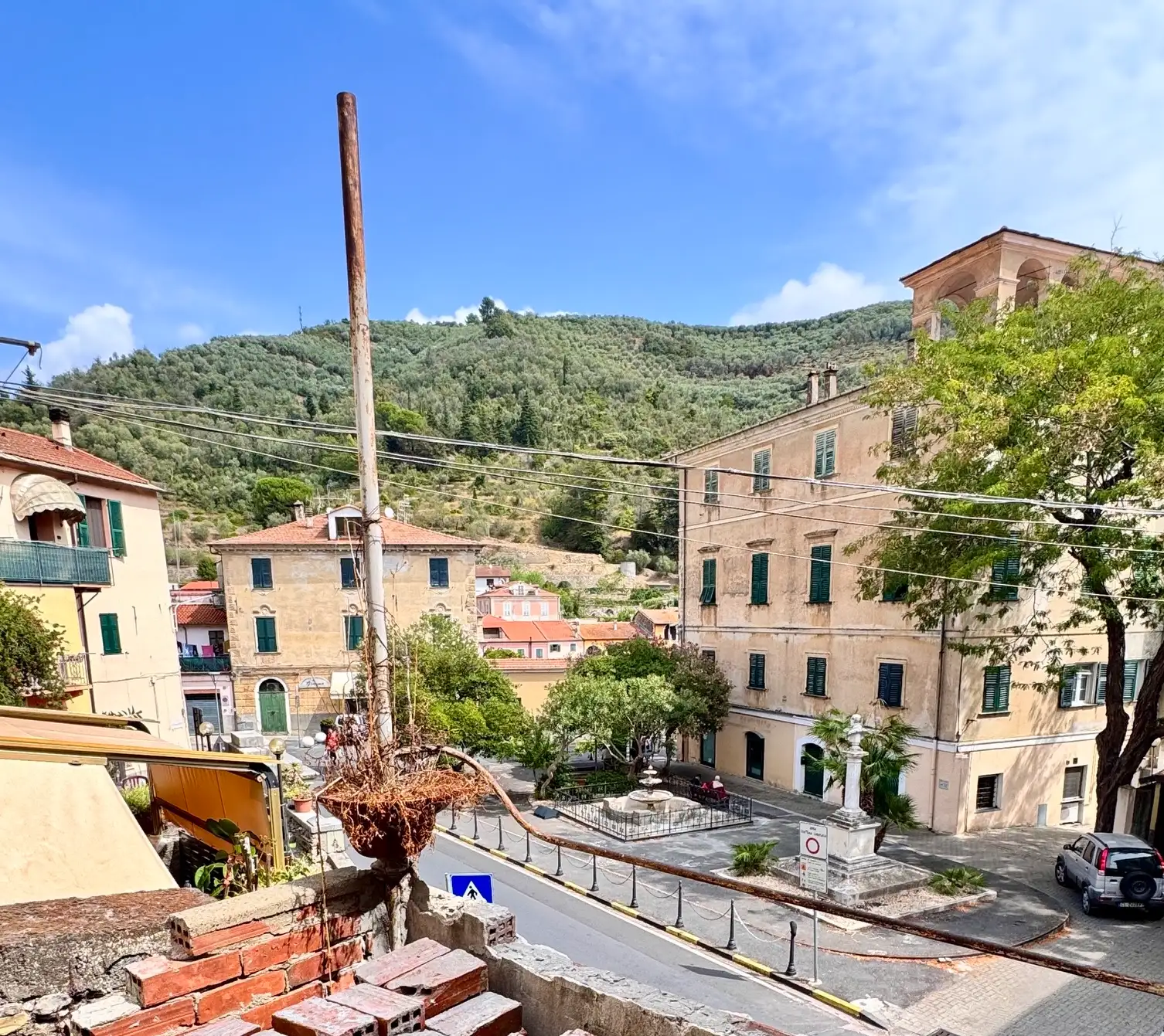 Apartment directly on the main square