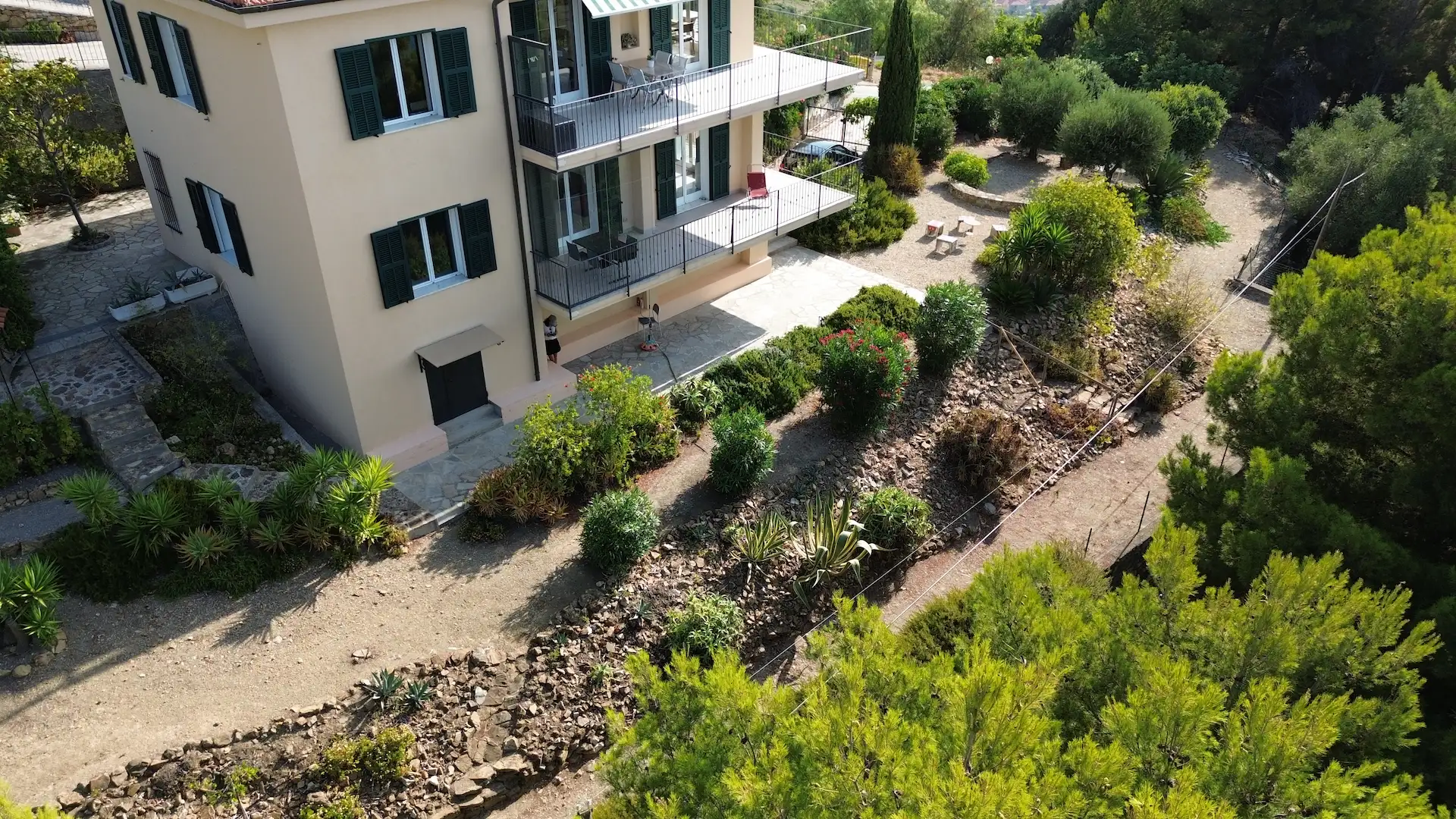 Traumblick – Wohnung mit Terrasse und Garten
