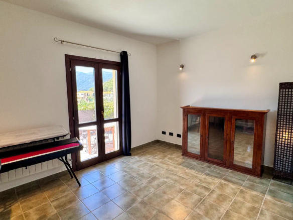 Spacious villa with olive grove