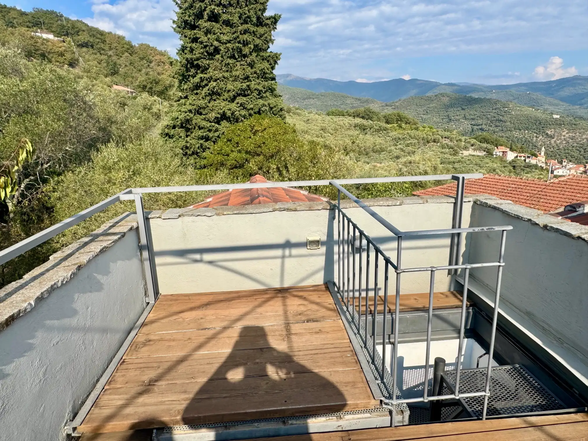 Tiny Village House with Roof Terrace and Guest Area