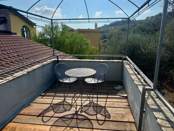 Tiny Village House with Roof Terrace and Guest Area