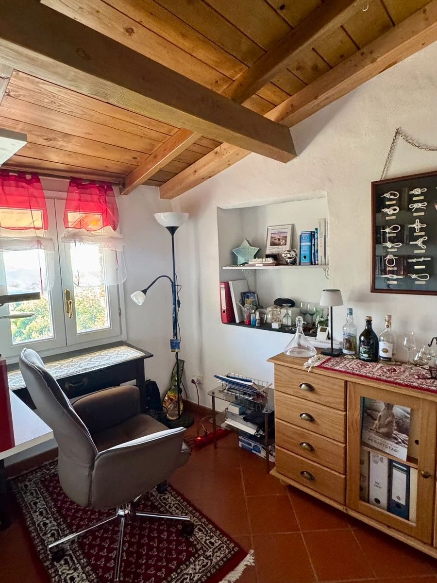Unique village house with roof terrace and garden
