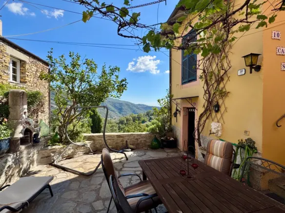 Unique village house with roof terrace and garden