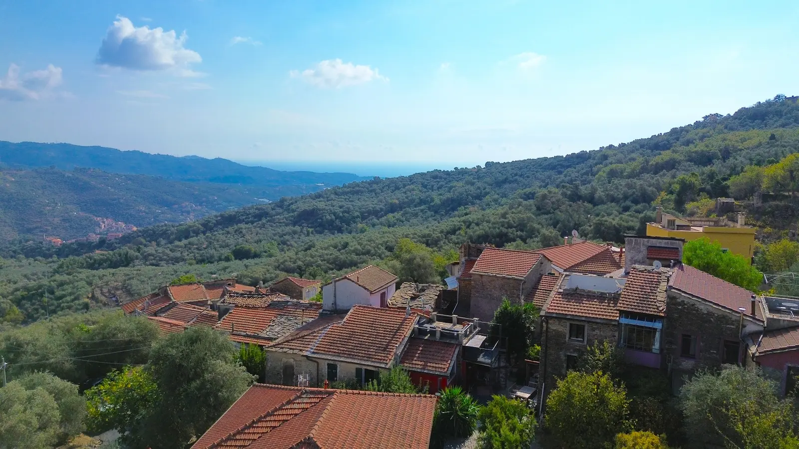Charming village house with rooftop terrace & garden