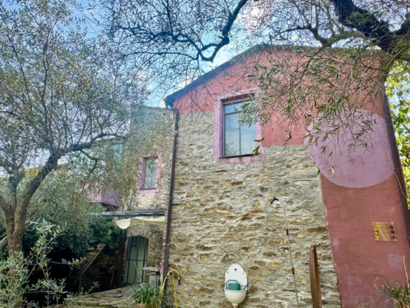 Charming village house with rooftop terrace & garden